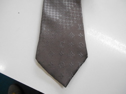 ネクタイの修理