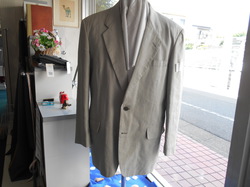 麻のジャケットのお直し